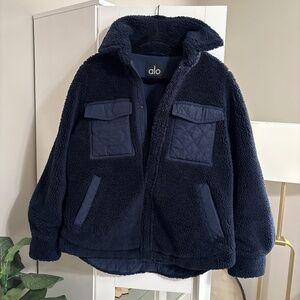 ALO Yoga Sherpa Edge Shacket Jacket in Navy Blue XS